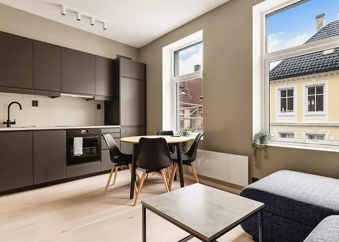 Dinbnb I New In 2023 I 600m To Bryggen Bergen